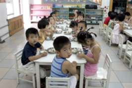260 детей госпитализированы с отравлением в Китае