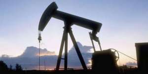 Добыча нефти. Фото: http://gazetavv.com